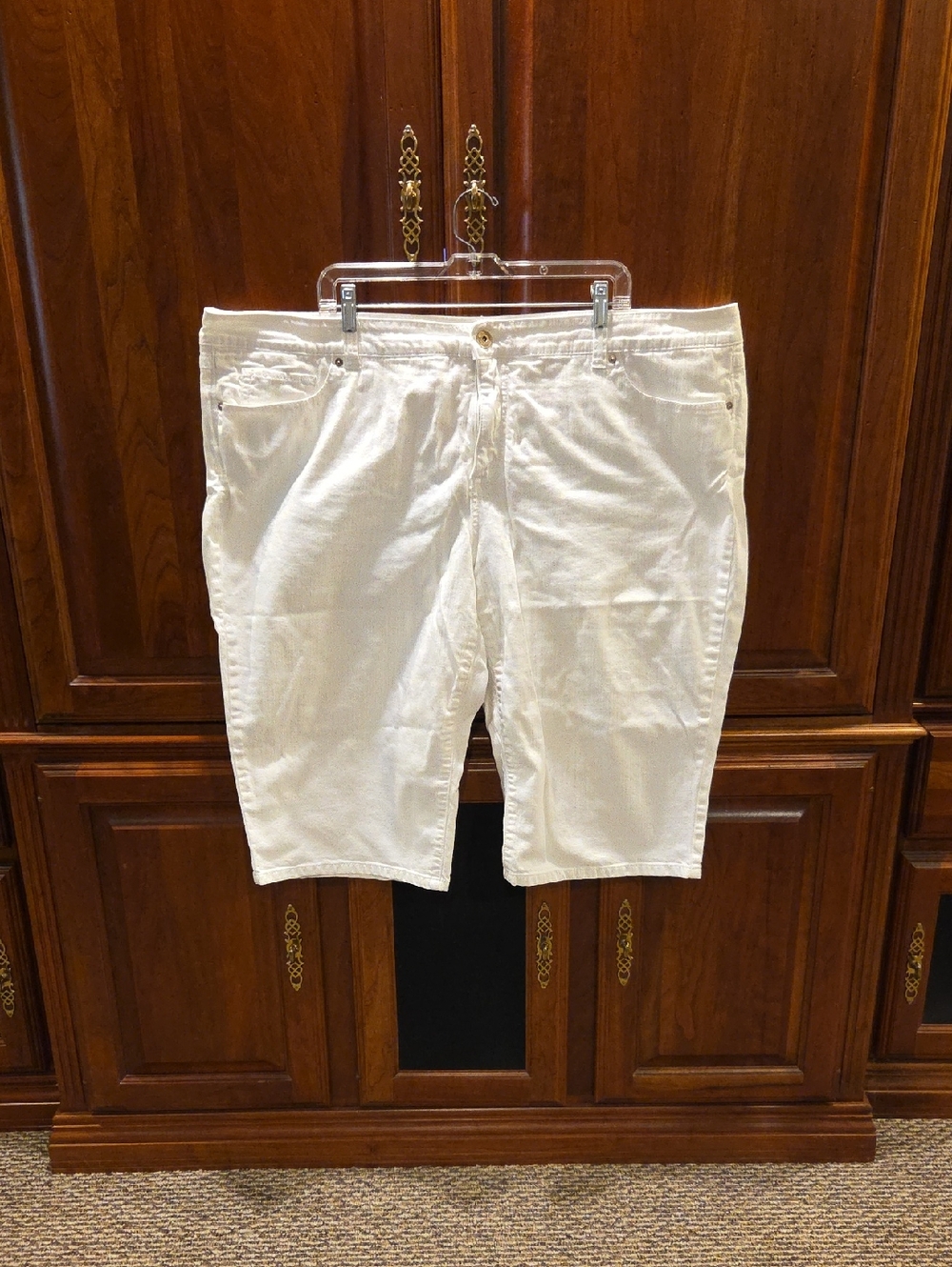 INC International Concepts White Women's Jean Shorts